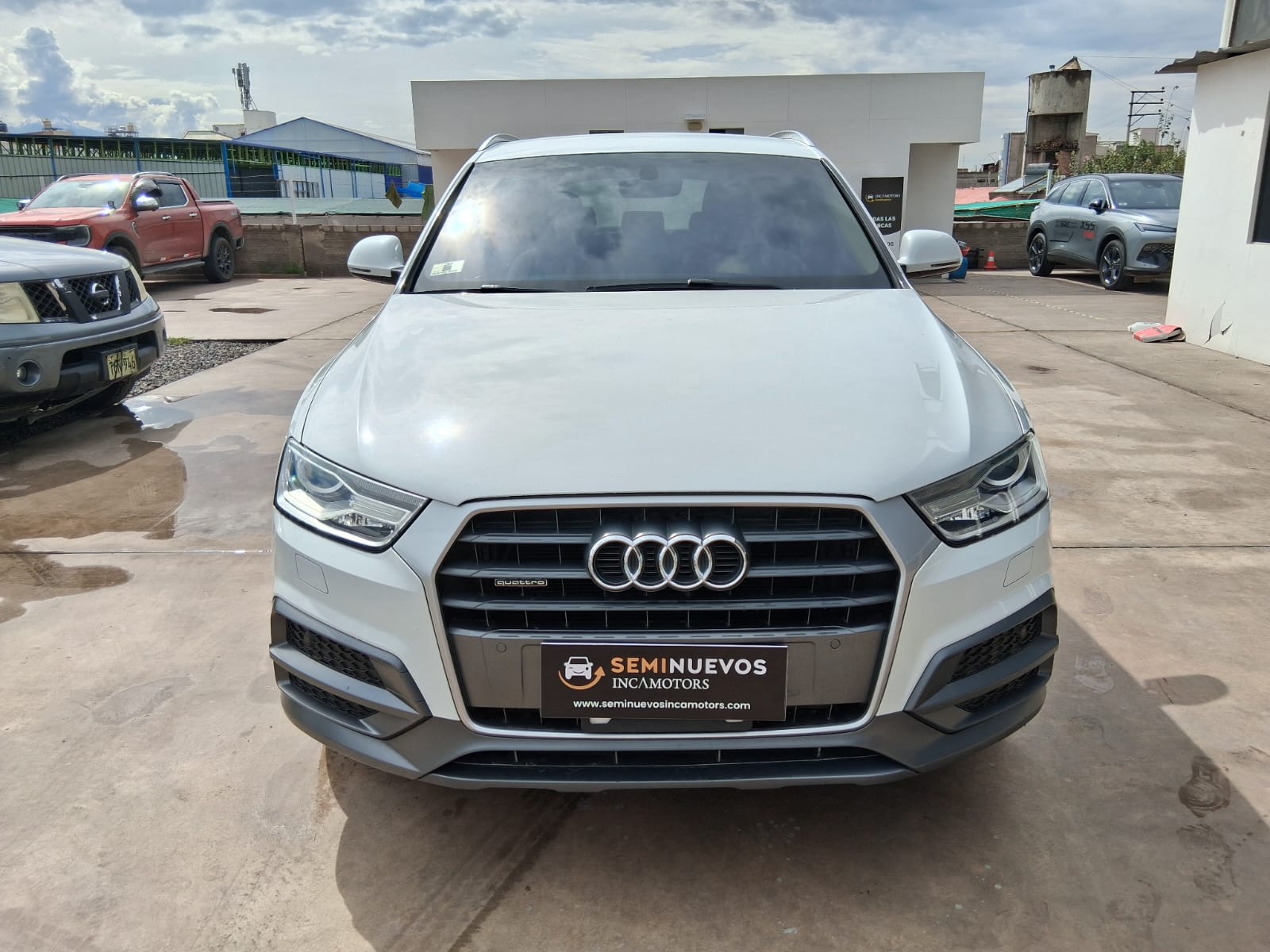 AUDI Q3