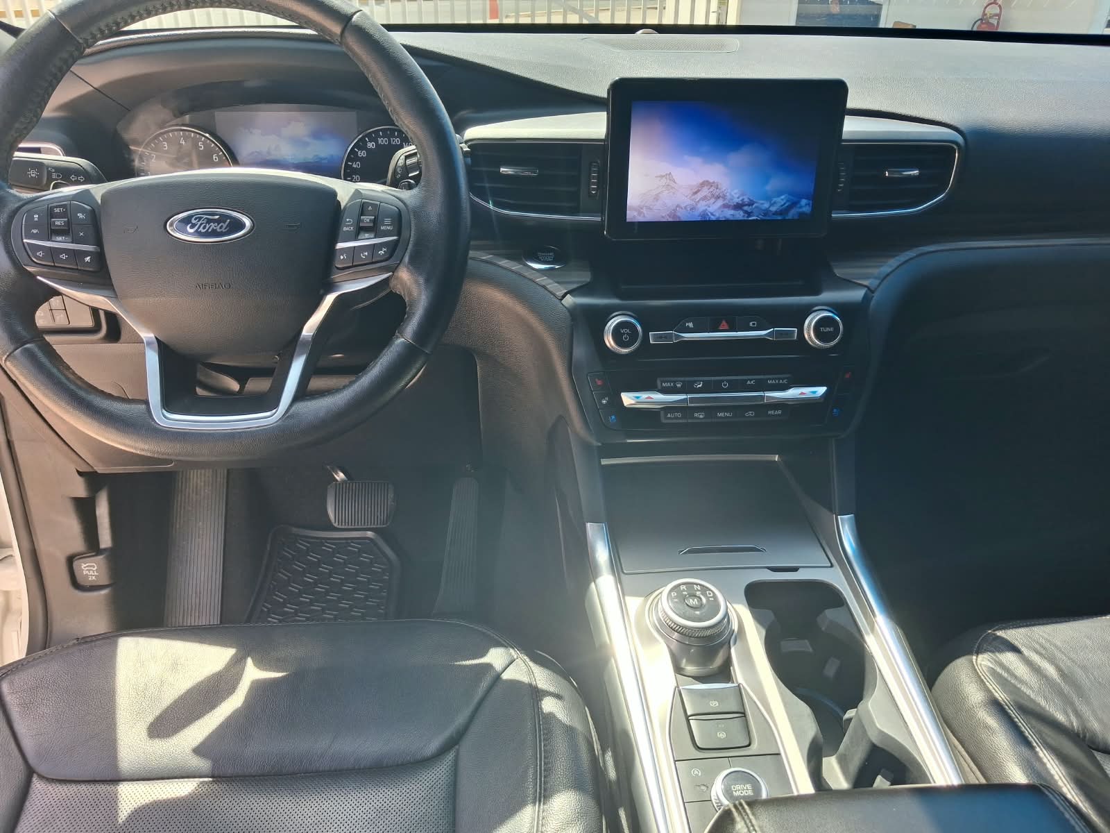 FORD EXPLORER