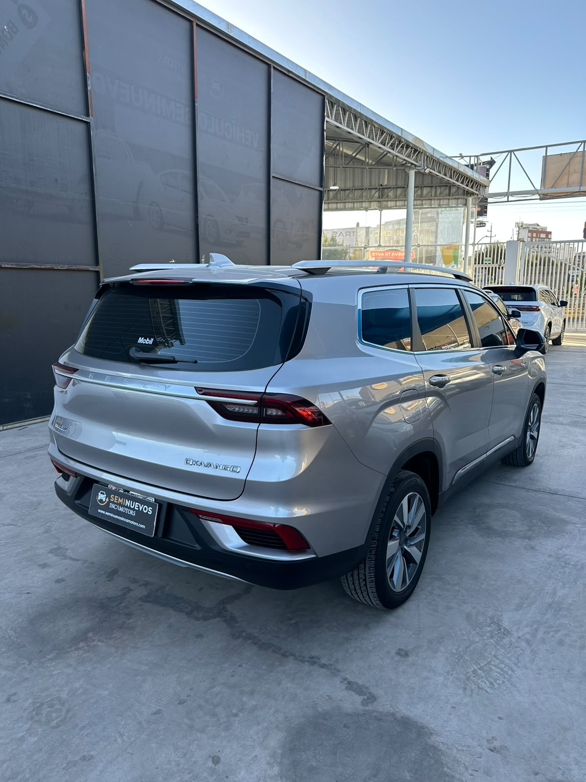 GEELY OKAVANGO