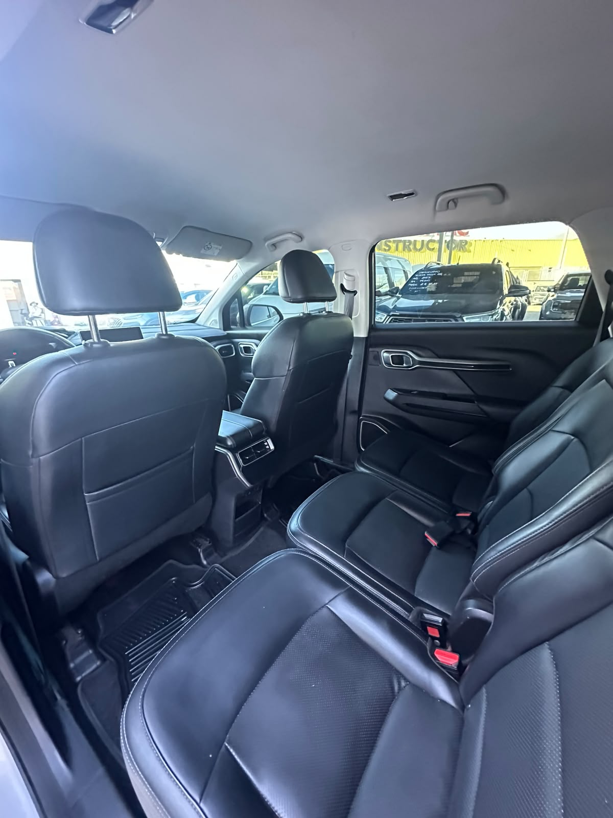 GEELY OKAVANGO