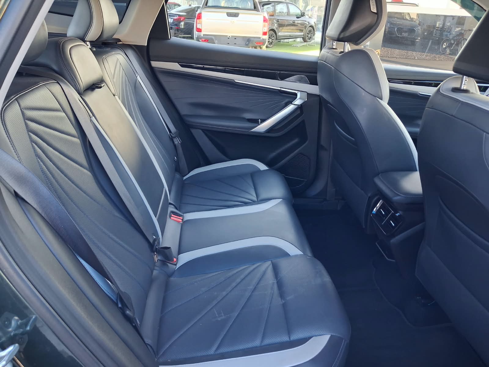 GEELY STARRAY