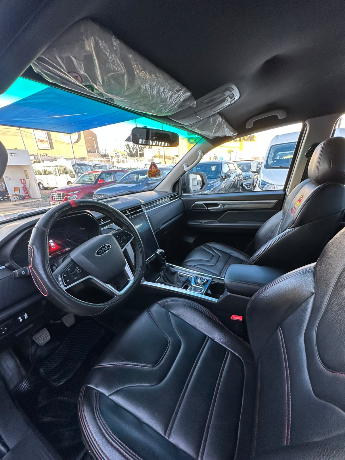 JAC T8