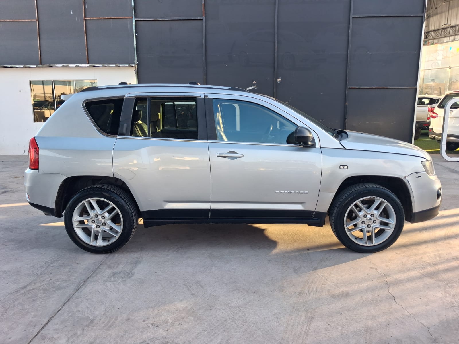 JEEP COMPASS