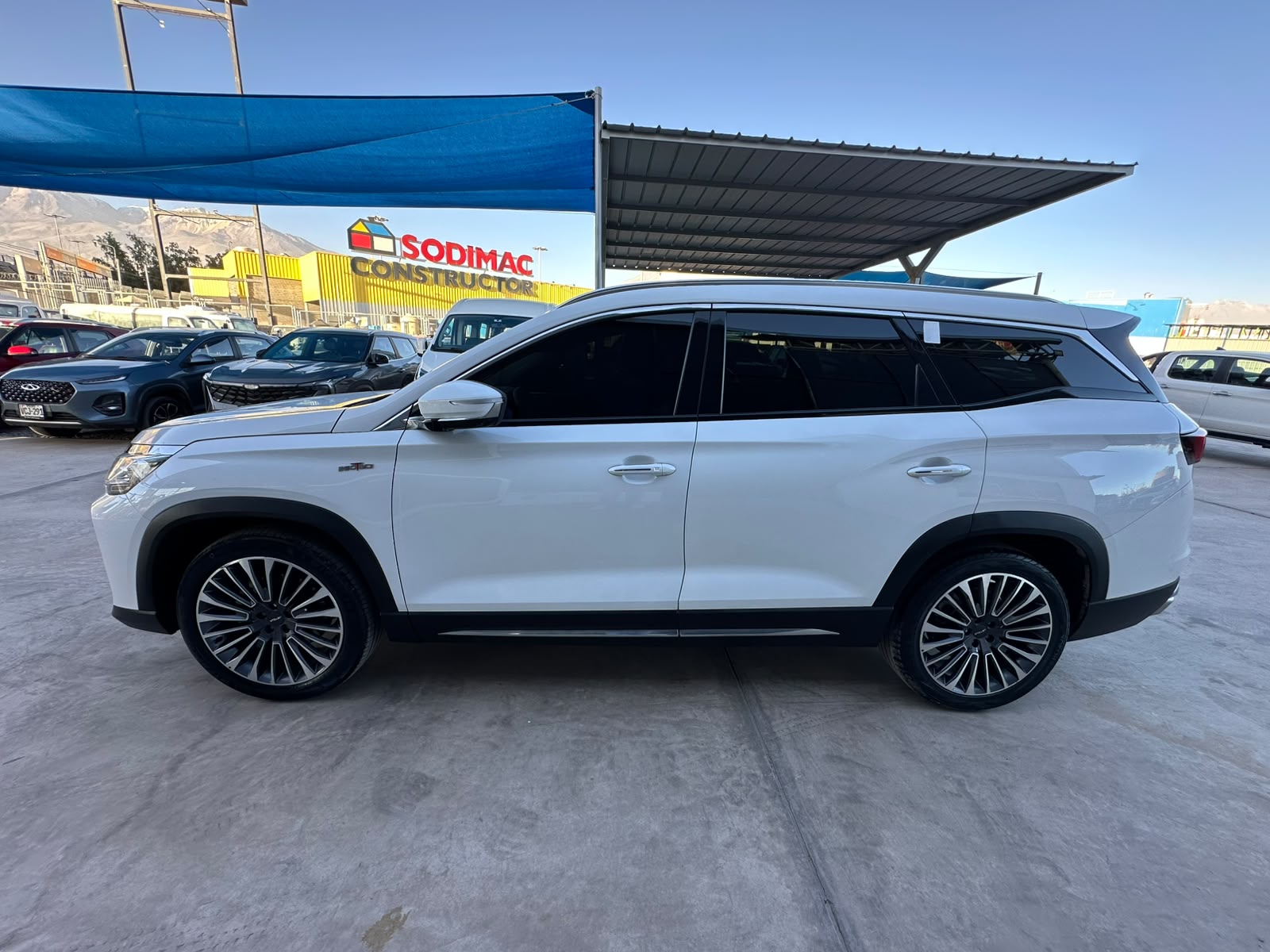 JETOUR X90
