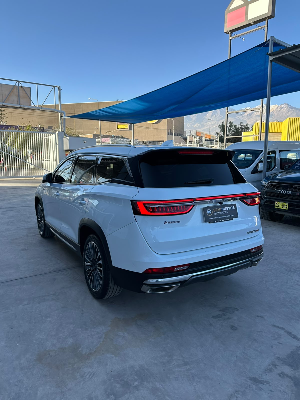 JETOUR X90
