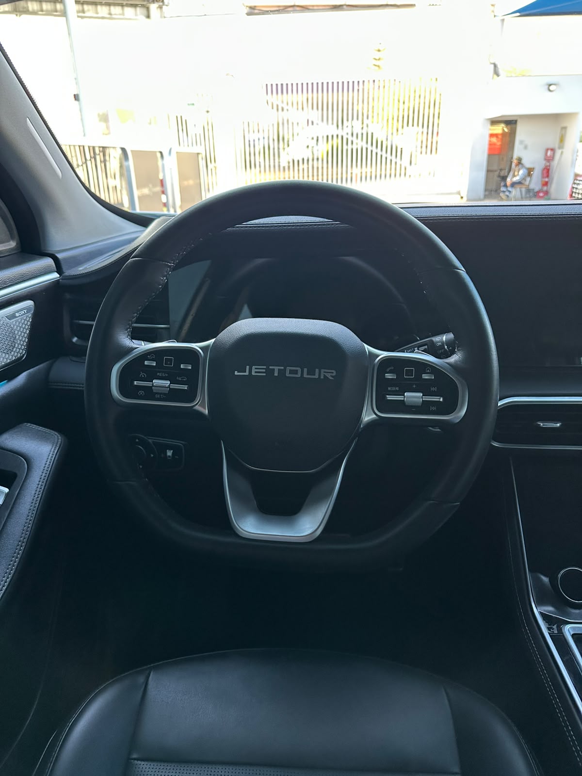 JETOUR X90