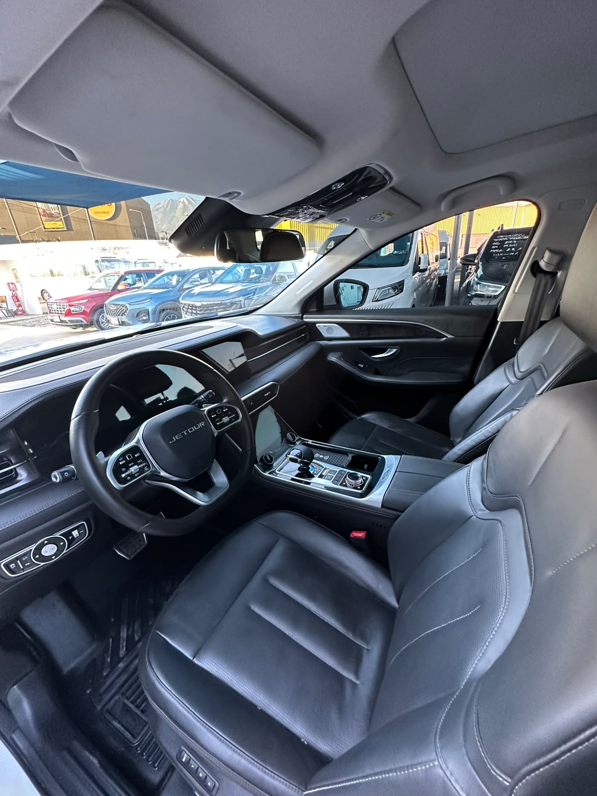 JETOUR X90