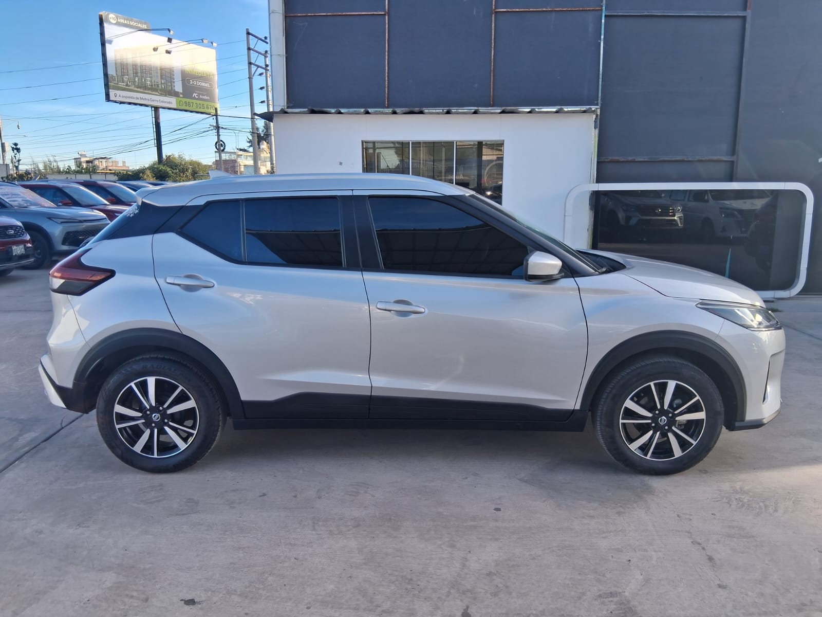 NISSAN KICKS