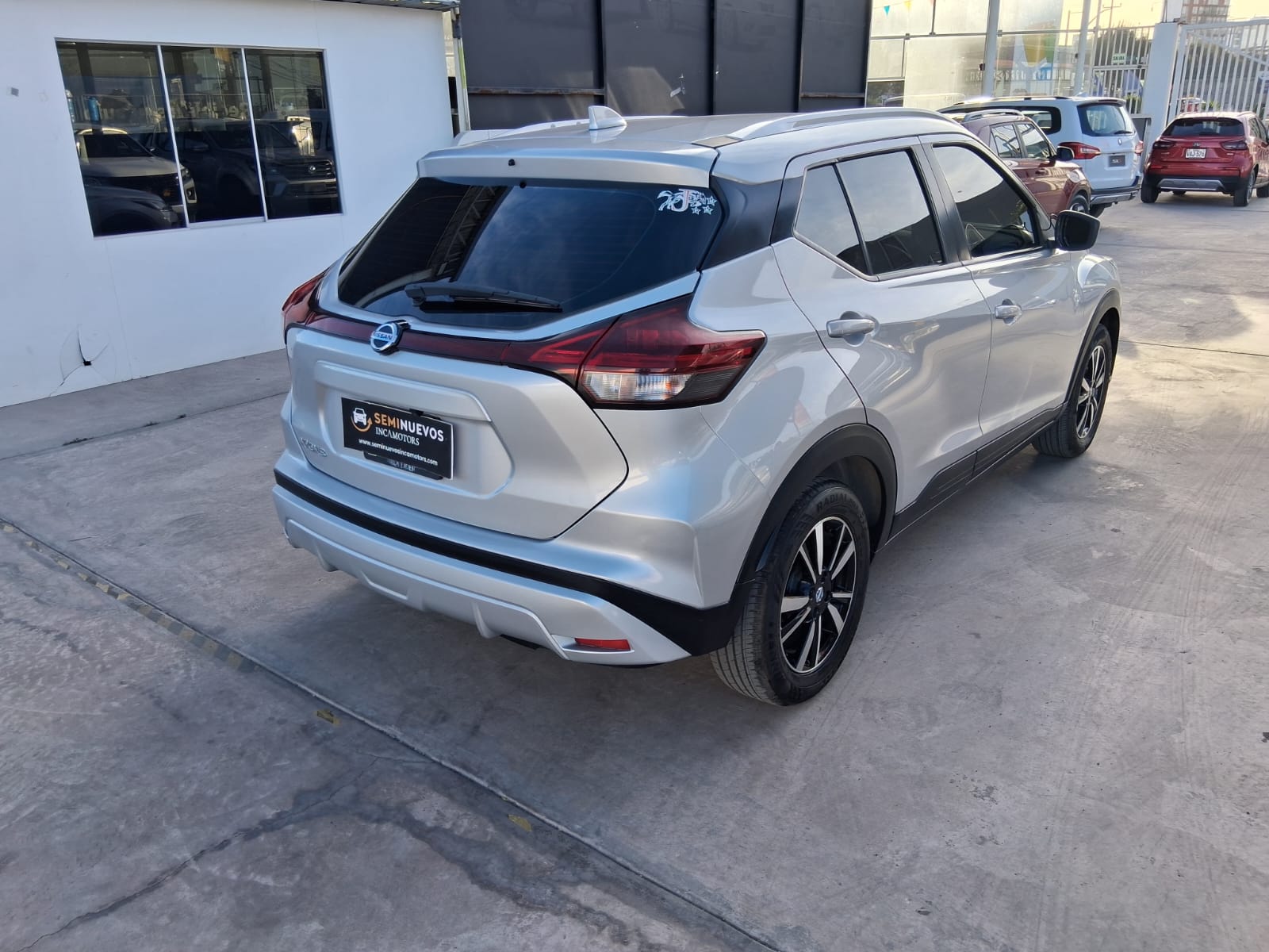 NISSAN KICKS