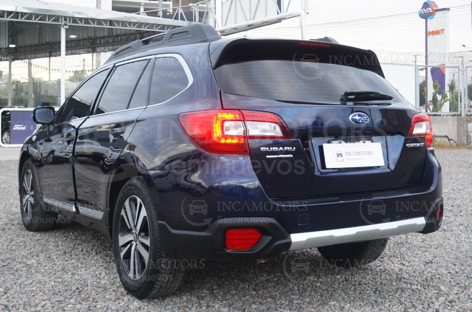 SUBARU OUTBACK